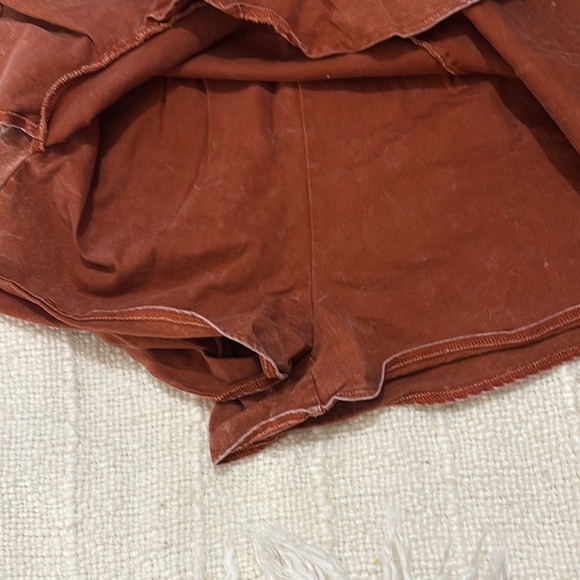 Rust Ruffle Mini Skort - Picture 2 of 2